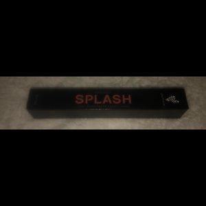 Younique Moodstruck Liquid Splash lipstick